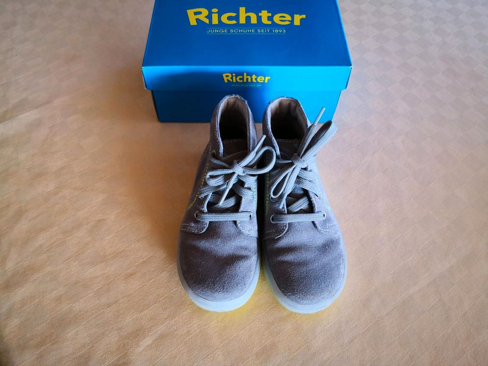 Kinder Halbschuhe von Richter, Gr. 26, neuwertig in Biebelnheim