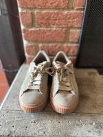 Olivgrüne Puma (Suede) Sneaker Hessen - Dietzenbach Vorschau