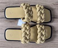 Schwarz, gelbe H&M Sandalen/Schlappen Nordrhein-Westfalen - Castrop-Rauxel Vorschau