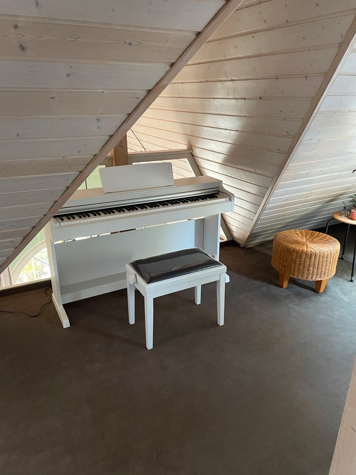 Yamaha Epiano Clavinova YDP CLP mieten mit Lieferung in Schweinfurt