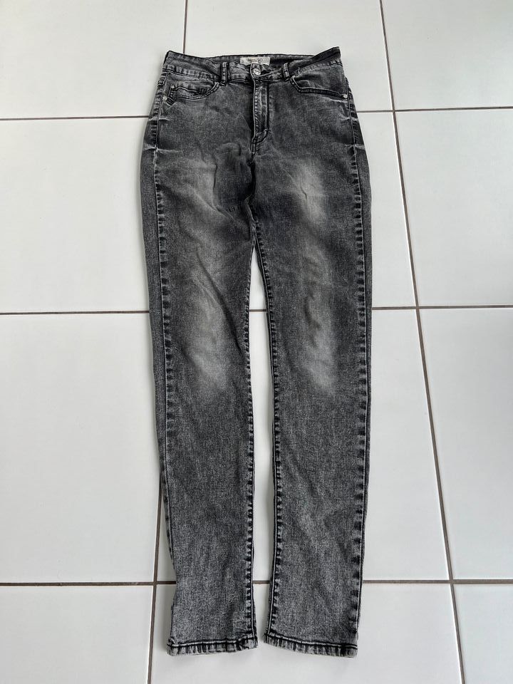 Mango NOA Skinny Jeans Gr 38 Denim Stretch Hose Five-Pocket-Style in Leonberg