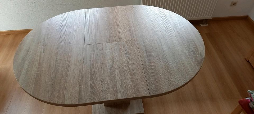 Tisch mit 4 Stühlen  für  Küche oder Stube in Creuzburg