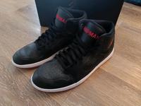 Jordan Access Jumpman Sneaker 47,5 schwarz rot Hessen - Wetzlar Vorschau