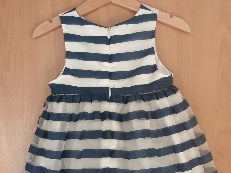 Kleid festlich Streifen blau weiß, Weihnachten, Gr. 98 in Husum