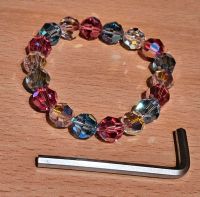 Armband mit rosa + blau + durchsichtigen Kristalperlen Hessen - Hofheim am Taunus Vorschau