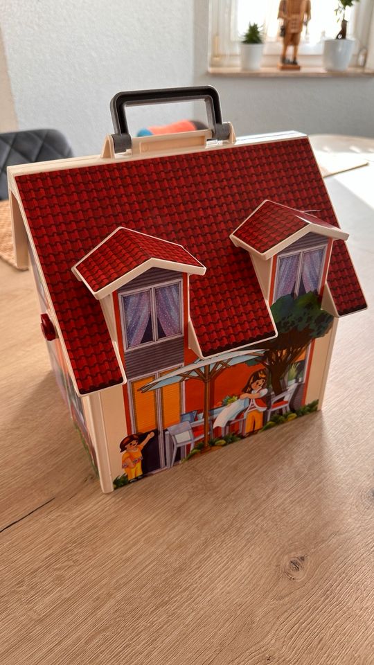 Playmobil Haus mit Inhalt - Top Zustand in Arnstadt