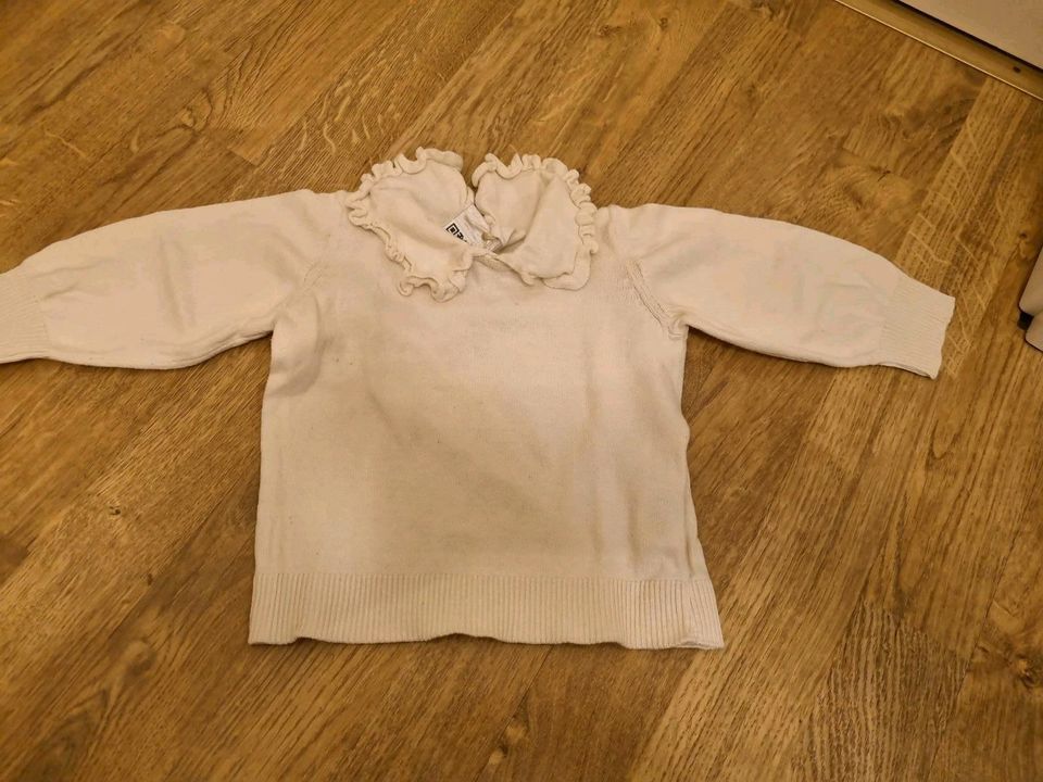 Pullover mit Volantkragen H&M, Gr. 68, creme in Gerbrunn