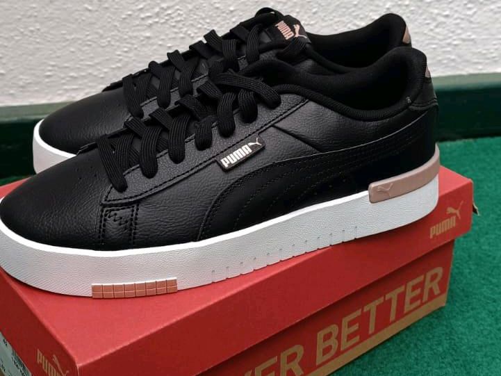 Puma Damen Sneaker in Größe 42 Neu!!!!!!!! in Donaueschingen