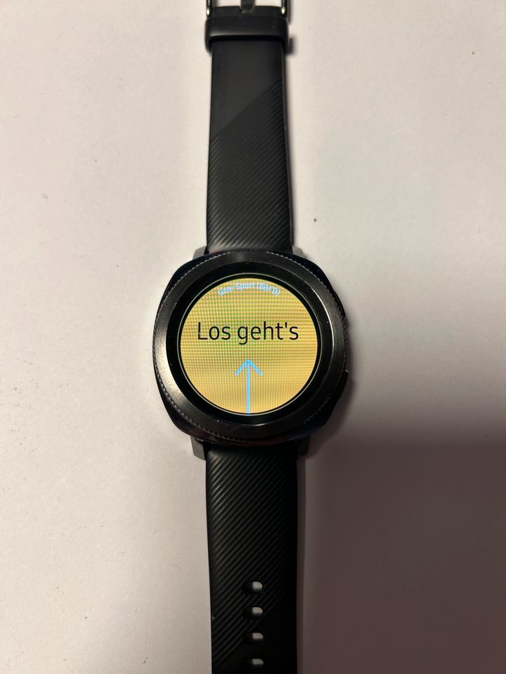 Samsung gear Sport SM R600 smartwatch in Troisdorf