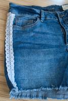 Kurze Jeans, Stickmuster, gr.40, Sommer, Hotpens, Shorts Bayern - Ahorntal Vorschau