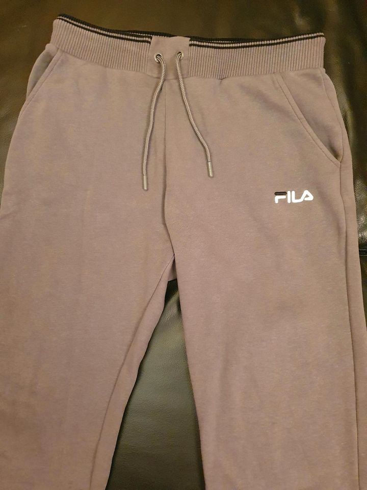 Original Fila Jogginganzug M pullover + Hose top in Pforzheim