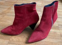 Rote Stiefeletten von VAS Düsseldorf - Angermund Vorschau