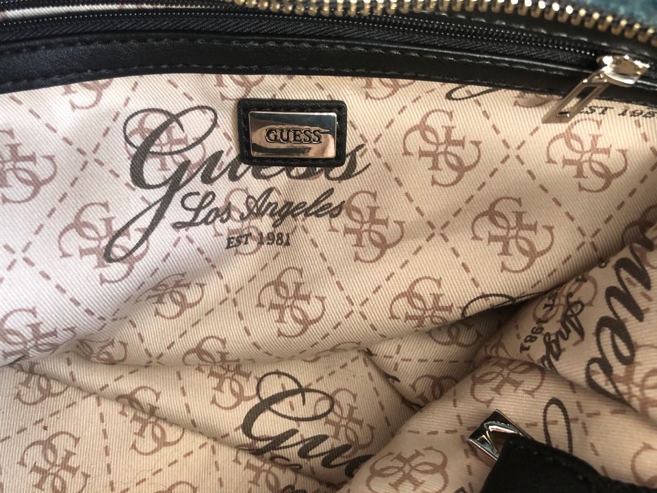 Guess Tasche Wilson Jeanslook top Zustand in Trier