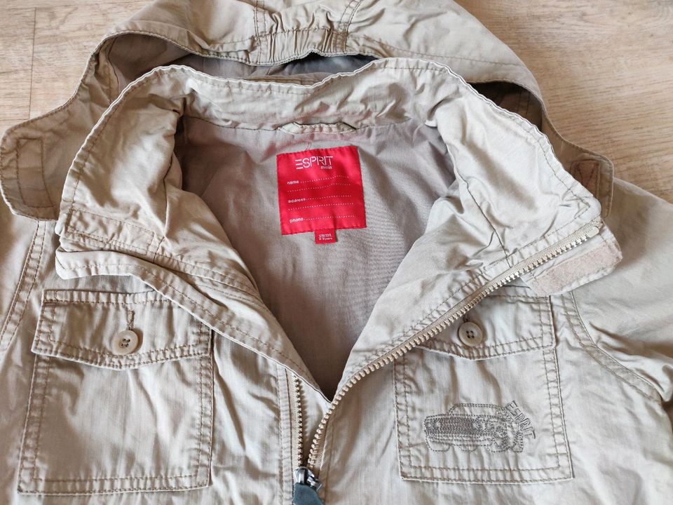 Esprit Jacke hellbraun Jungen Gr. 128 134 in Nürnberg (Mittelfr)