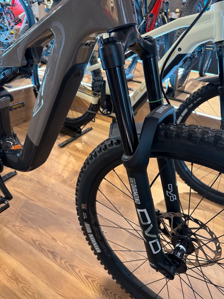 Neues Focus JAM² SL 8.7 E Bike 2023 29  NP 6300€ in Hösbach