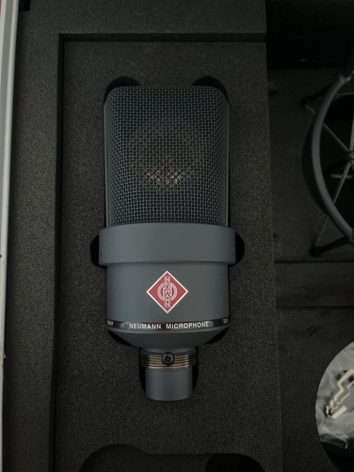 Neumann TLM 103 Studio Set mit Koffer in Bornheim