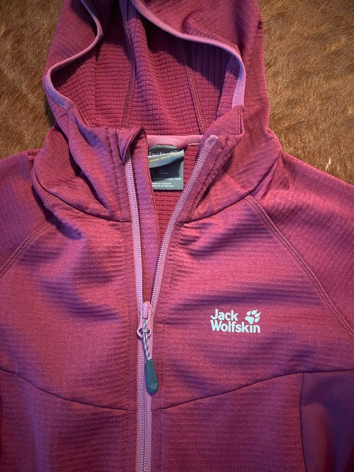 Midlayer Hoody von Jack Wolfskin Gr. S (fällt größer aus) in Seefeld