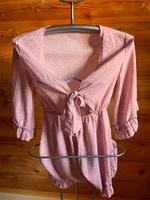 Shein kurzer Jumpsuit Einteiler Sommer rosa gepunktet S 36 Nordrhein-Westfalen - Beckum Vorschau