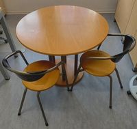 Runder Tisch 105cm 4 Stühle Stahlrohr Holz Sachsen - Chemnitz Vorschau