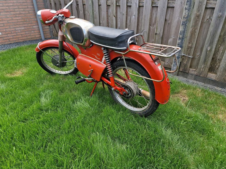 Kreidler RS 1968 mit 13 rippen Zylindersatz. 5 Gang. Selten. in Twist