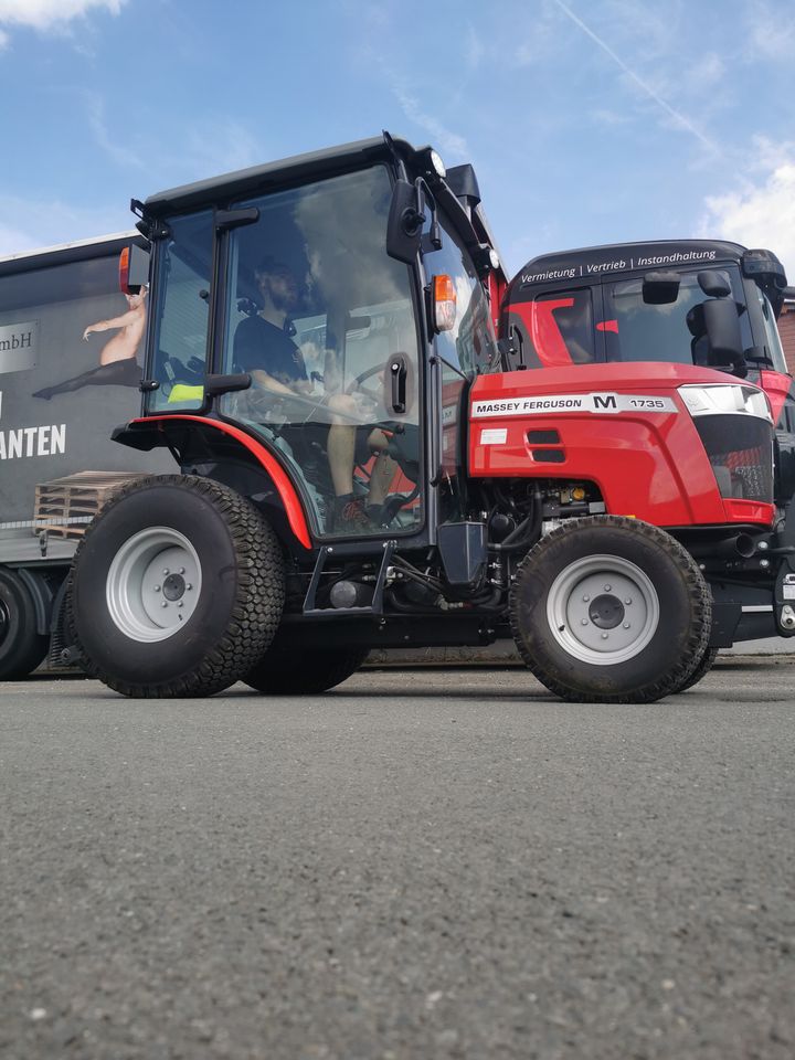 Trecker Traktor Schlepper Massey Ferguson Iseki  Vorführer in Bad Lippspringe