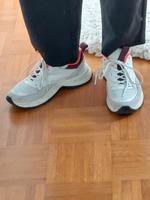 Sneaker, Turnschuhe, Zara TRF, weiß mit orange Gr. 39 Baden-Württemberg - Radolfzell am Bodensee Vorschau