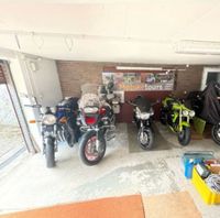 Stellplatz in einer Garage für Motorräder Herzogtum Lauenburg - Geesthacht Vorschau