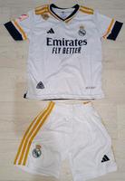 NEU⚽⚽ Real Madrid Fussballtrikot Vini Jr Nummer 7, 128 kinder Duisburg - Meiderich/Beeck Vorschau