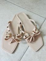 H&M Schuhe beige Gr. 38 Sandalen neuwertig zehentrenner Hamburg-Mitte - Hamburg Altstadt Vorschau