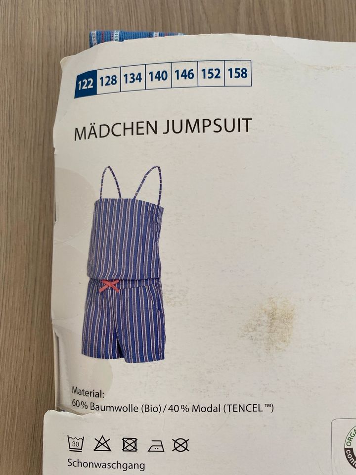 Jumpsuit Mädchen Größe 122 - NEU in Renningen