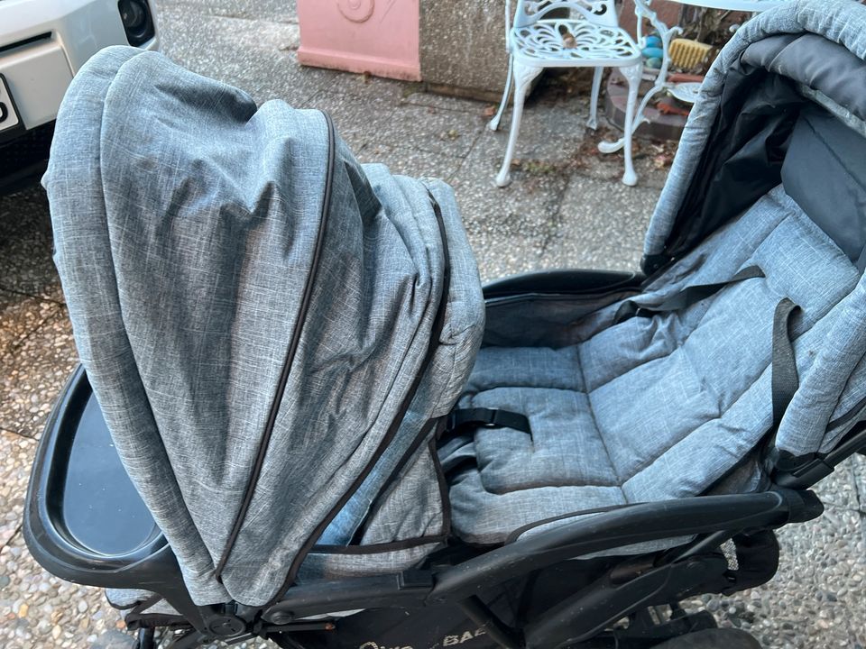 Doppel Kinderwagen in Julbach