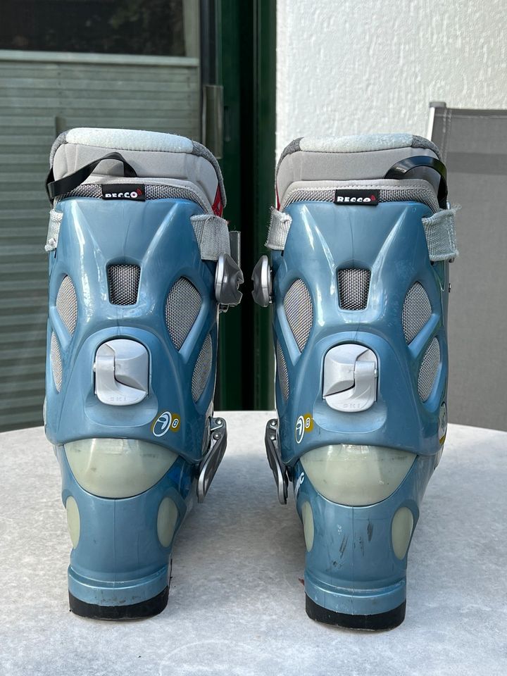 ATOMIC Recco Skischuhe Skiboots Gr. 40/41 in Klein Rogahn