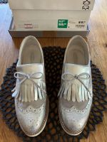 Mokassins 5th AVENUE Loafer Leder Gr. 41 eher Gr. 40 silber Nordrhein-Westfalen - Eitorf Vorschau