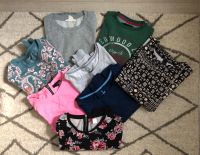 Achteiliges Set Sweatshirts S 38 XS TOP Nordrhein-Westfalen - Solingen Vorschau