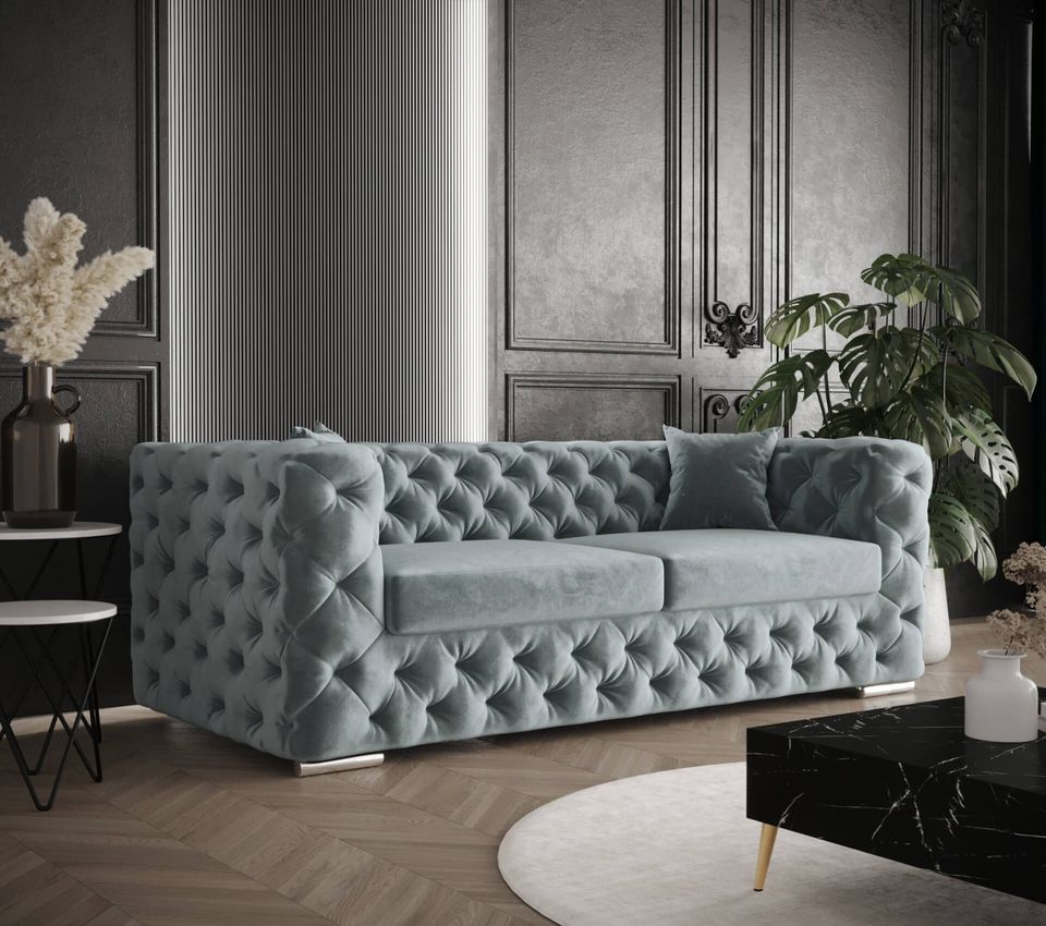 Sofa 3-Sitzer Chesterfield Schlaffunktion Luxus Modern in Berlin