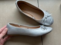 Reserved Ballerina Schuhe Silber Gr. 36 wie neu Bayern - Kempten Vorschau