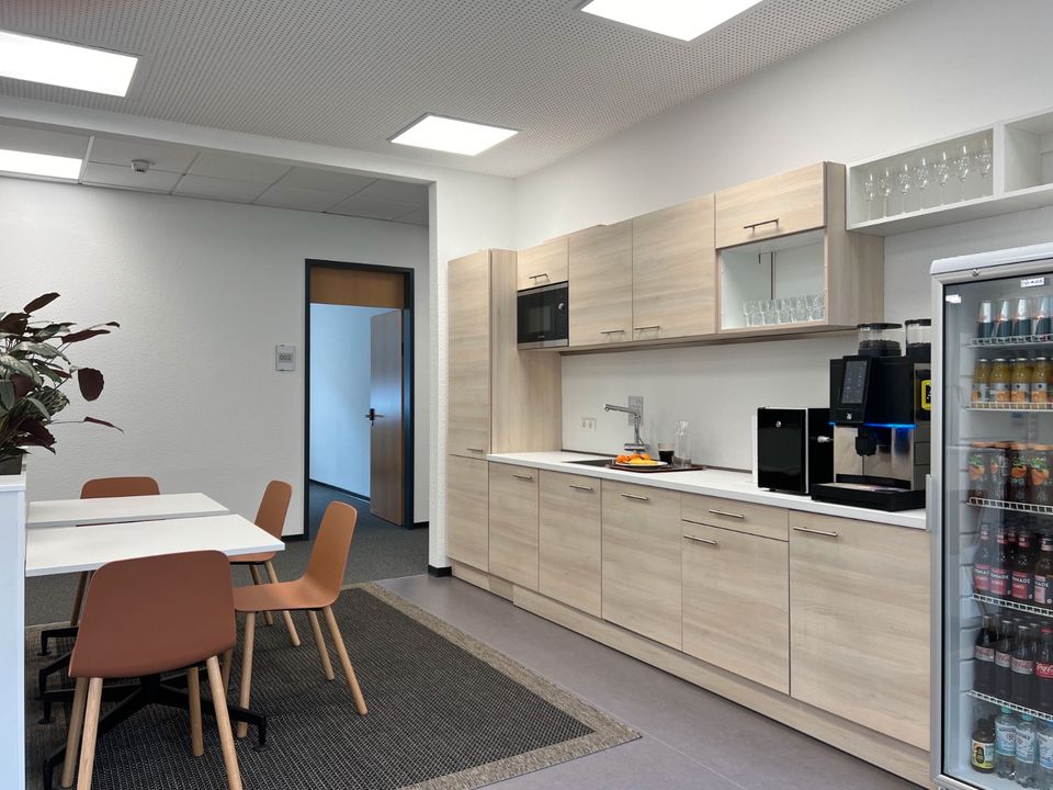 Privater Büroraum für 3 Personen in Regus Atrium in Leipzig