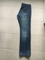 S. Oliver dunkle blaue Jeans 31/32 = 32/32 L= 105 cm Neuwertig Hannover - Vahrenwald-List Vorschau