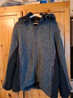 Dicke Wolljacke mit Innenvlies und Kapuze Nordrhein-Westfalen - Steinhagen Vorschau