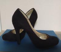 schwarze Highheels in Wildleder-Optik, Größe 36 Sachsen - Rodewisch Vorschau