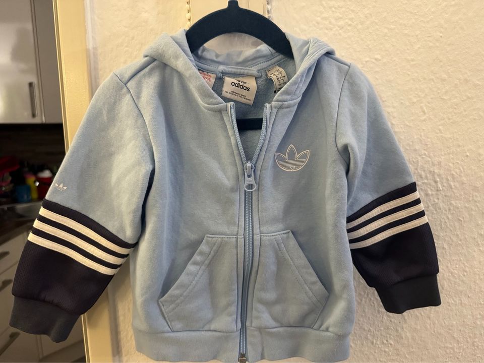 Baby Adidas Trainingsanzug Gr. 80 in Köln