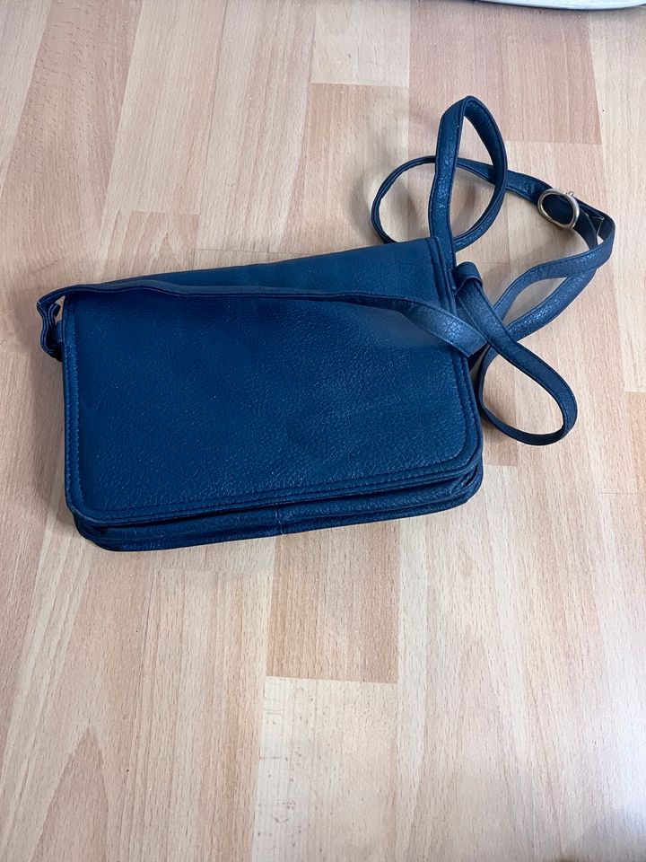 Kleine Handtasche in Castrop-Rauxel