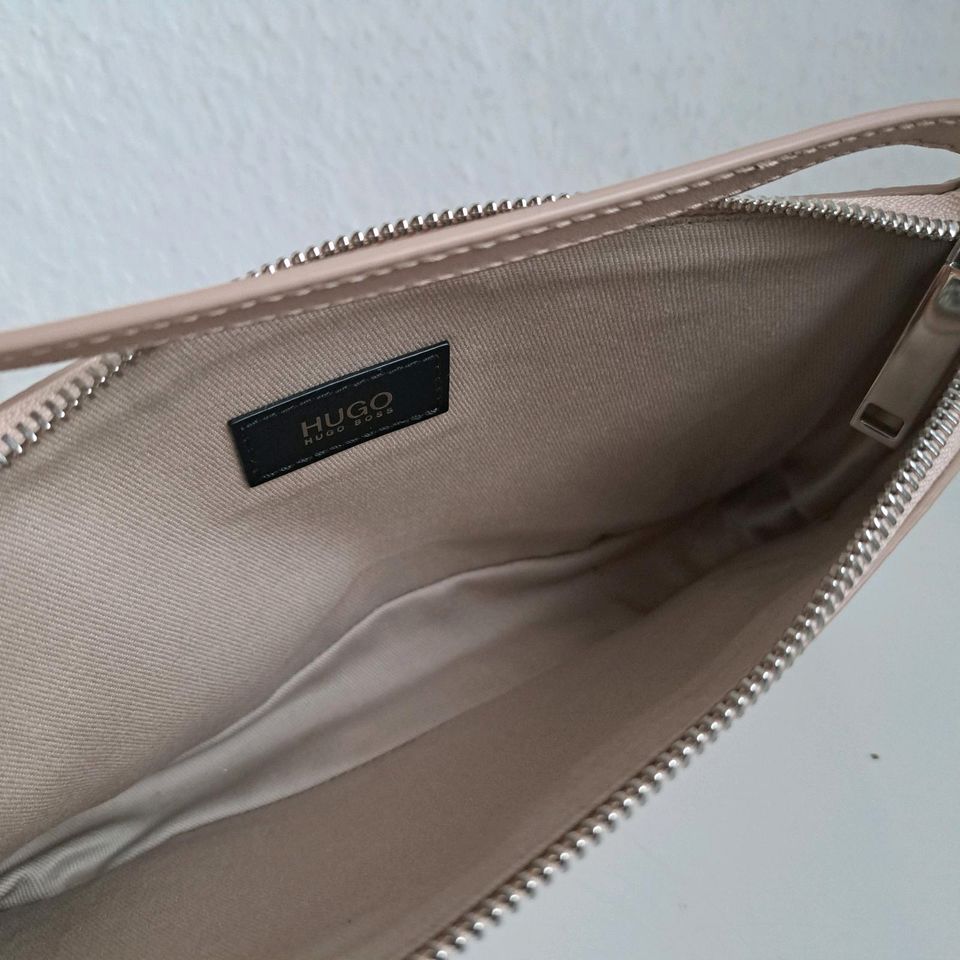 Hugo boss hotsell mens clutch bag