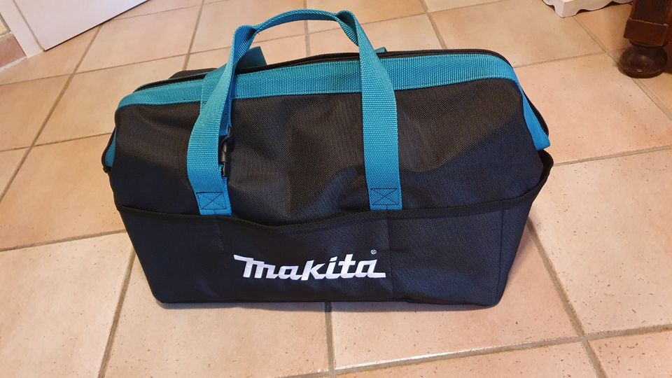 Makita Umhängetasche Groß NEU ! in Ratzeburg