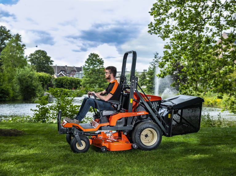 Kubota GZD 21HD-II in Tiefenbach Kr Passau