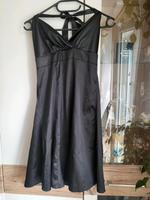 Schwarzes Nekholder Kleid Nordrhein-Westfalen - Windeck Vorschau