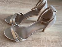 Brautschuhe Catwalk Sandalen 38 gold Hamburg-Nord - Hamburg Barmbek Vorschau