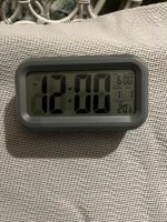 Uhr  Wecker Temperatur Datum all in one NEU REDUZIERT Berlin - Neukölln Vorschau