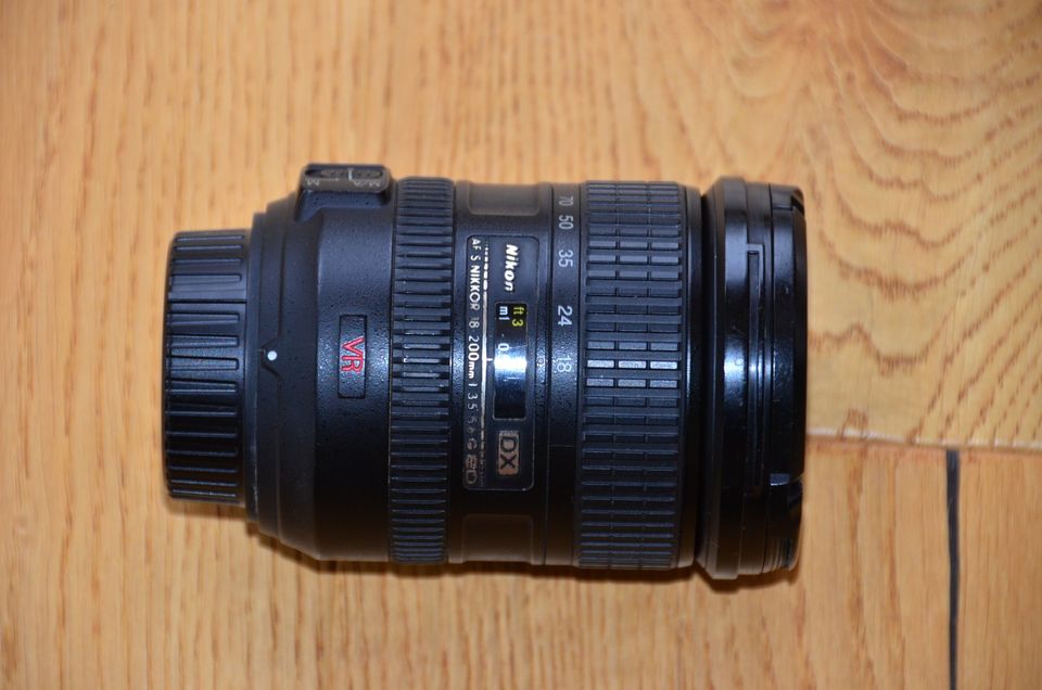 Original Nikon Objektiv 18-200mm, guter Zustand,Übernahmegarantie in Braunschweig