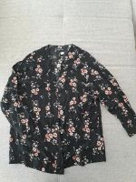 H&M leichte Stoffjacke M Oberteil Blumenmuster schwarz Urlaub Niedersachsen - Oldenburg Vorschau